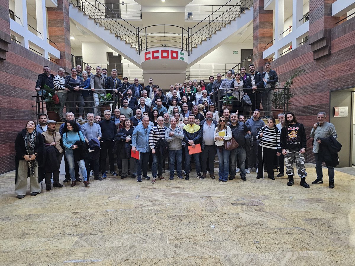 📣Hoy hemos celebrado una asamblea con compañerxs del sector de Hostelería para informarles sobre la situación de la negociación del nuevo convenio colectivo y la desidia de la patronal. 

‼️Una cosa está clara: ¡no vamos a renunciar a mejoras laborales y salariales!