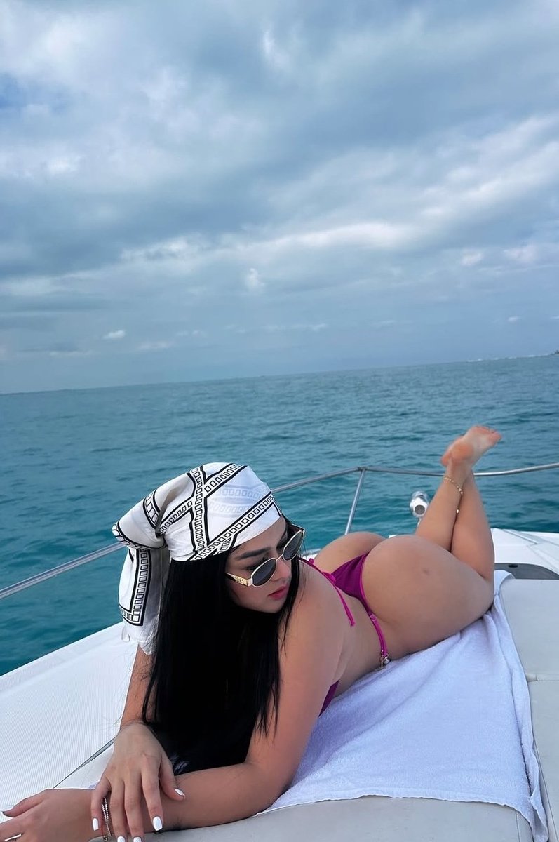 En el mar la vida es mas sabrosa y en el only de kim la gozaras 🔥🔥😍 <a href="/Saenz2022Kim/">Kim 🌻</a> 
Onlyfans.com/kim2120