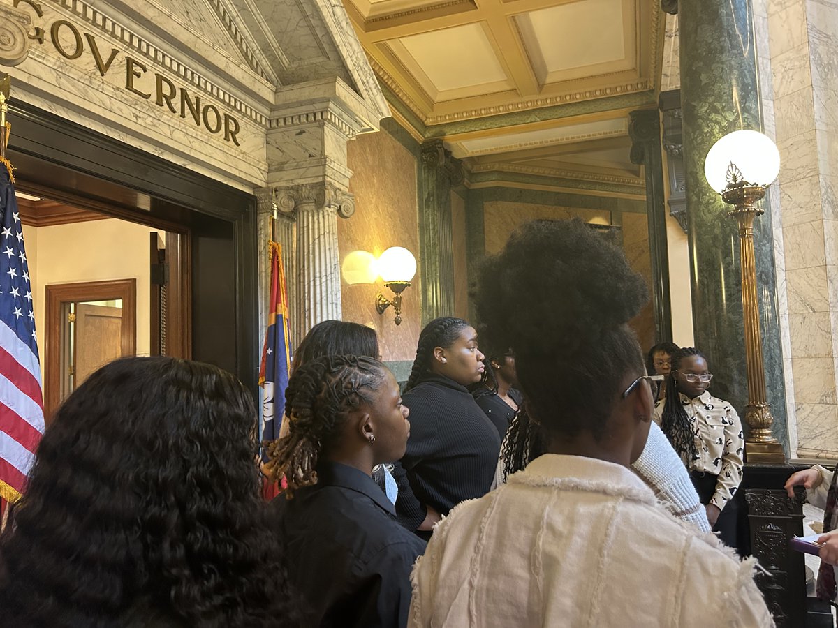 Starkville High School 🐝 tweet media