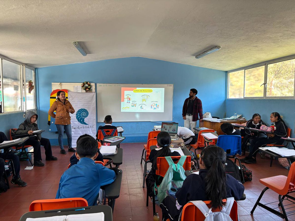 EspiralAC's tweet image. En el marco del Programa Nacional de Impulso a la Participación Política de las Mujeres a través de Organizaciones de la Sociedad Civil, realizamos talleres con niñas y niños  abordando temas como  el bullying, con el objetivo de prevenirlo y reducir la violencia.