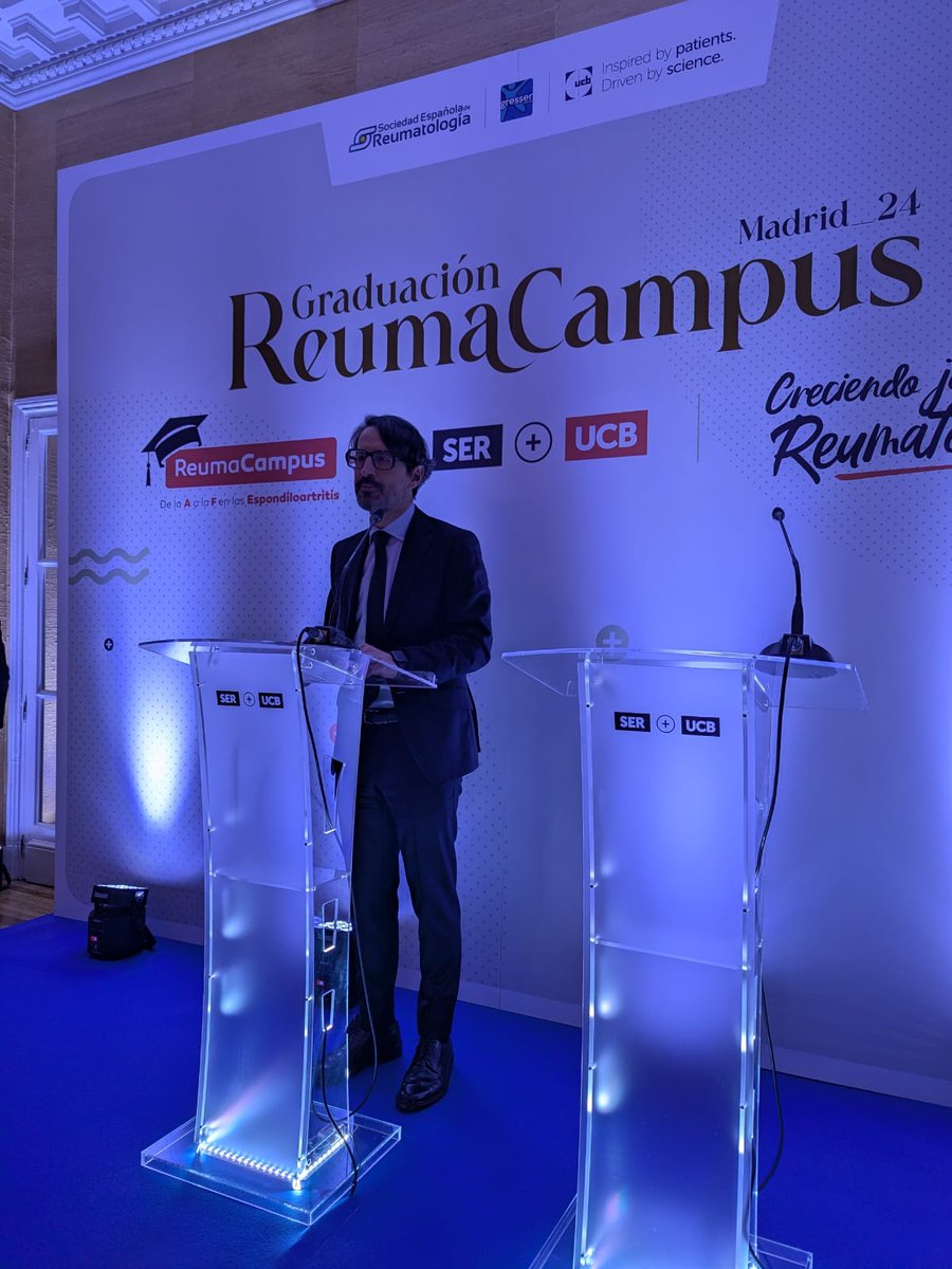BelgiuminSpain's tweet photo. 🧑‍🎓 @ucb_iberia entrega los 📜de Graduación del Programa #ReumaCampus en🤝con @SEReumatologia  y  @GRESSER_Espa en la residencia del embajador de 🇧🇪 en 🇪🇸.
⚕️El evento organizado de la mano de @Brussels_hub 🇧🇪 se enmarca en la campaña “SER + UCB: Creciendo Juntos en Reumatología”. https://t.co/GiAIkouOzX