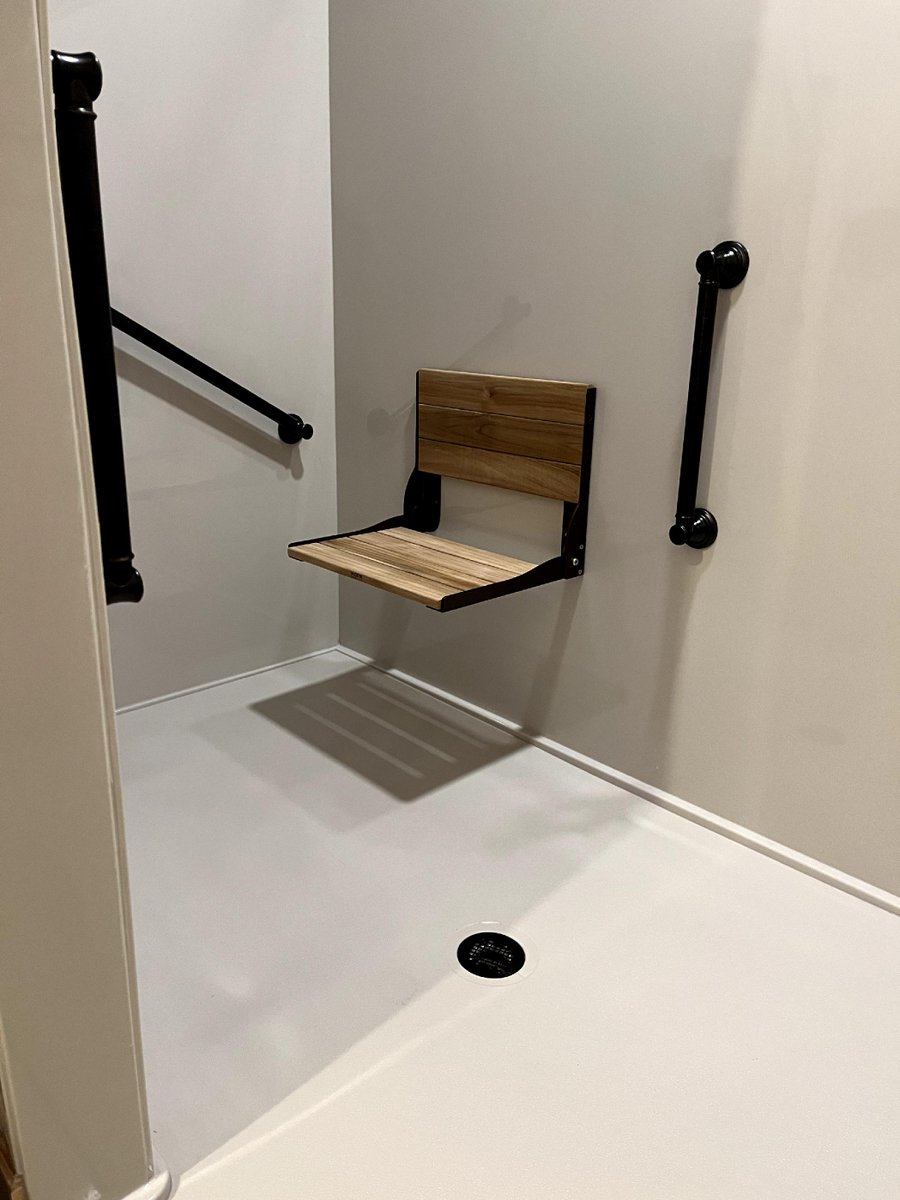 BathManRemodel's tweet photo. As we age, the comfort of our own home takes on a new meaning. Discover the joy of aging in place without sacrificing style. It's all about creating an environment that reflects your personality while ensuring safety and accessibility. Because every step in this journey should... https://t.co/TTpOOij9AK