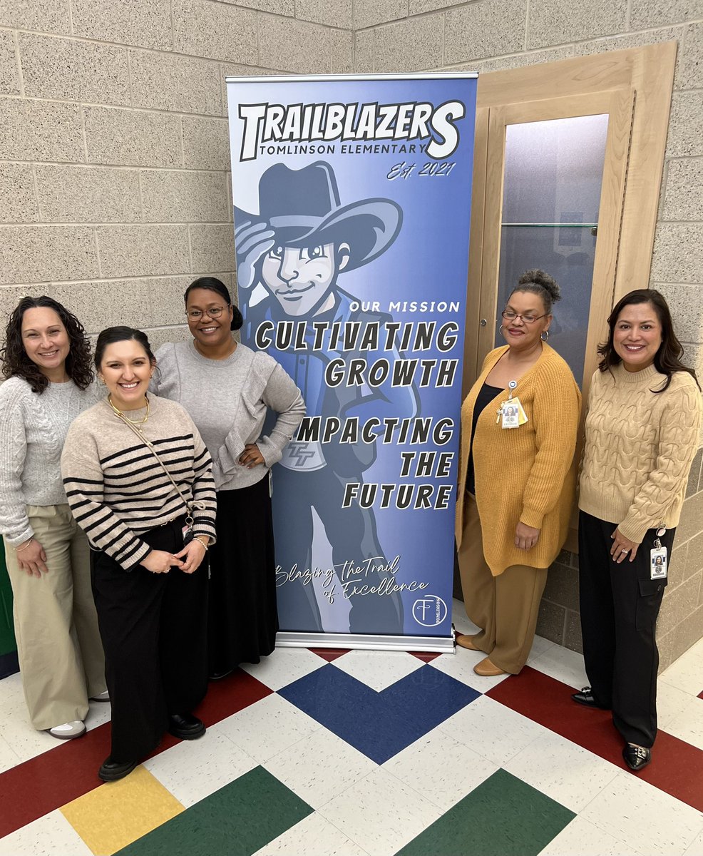 AP PLC Group 4: Collaboration time with our wonderful team! #NISDelemAP