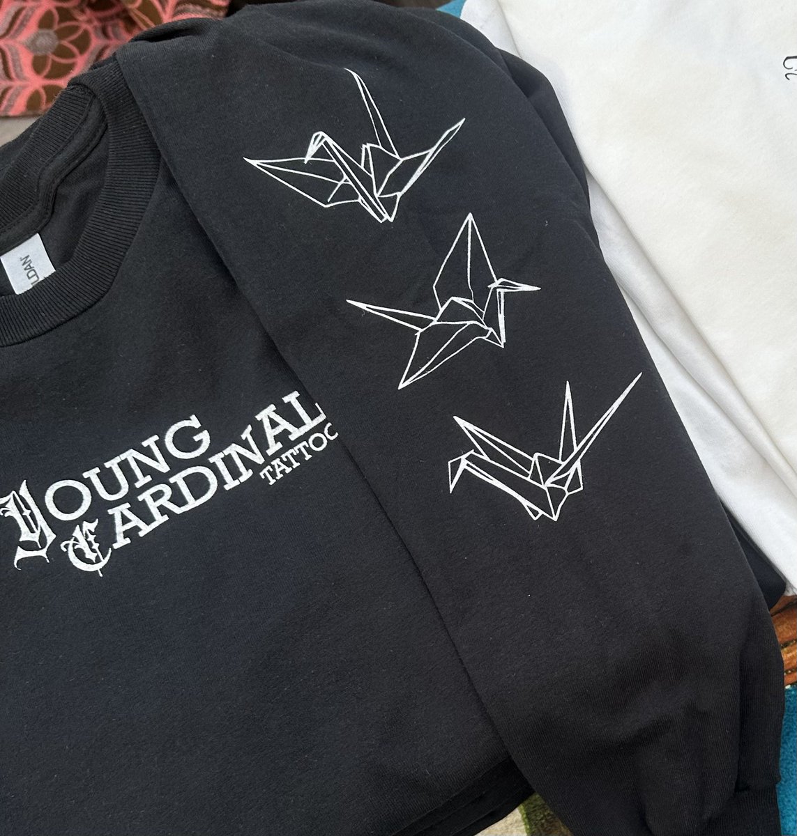 Tonight’s Bongo Battle winner will receive a goodie bag with an exclusive - not on sale yet - long sleeve tee from our new merch . Good luck ! <a href="/PanthersIHC/">Nottingham Panthers</a> fans