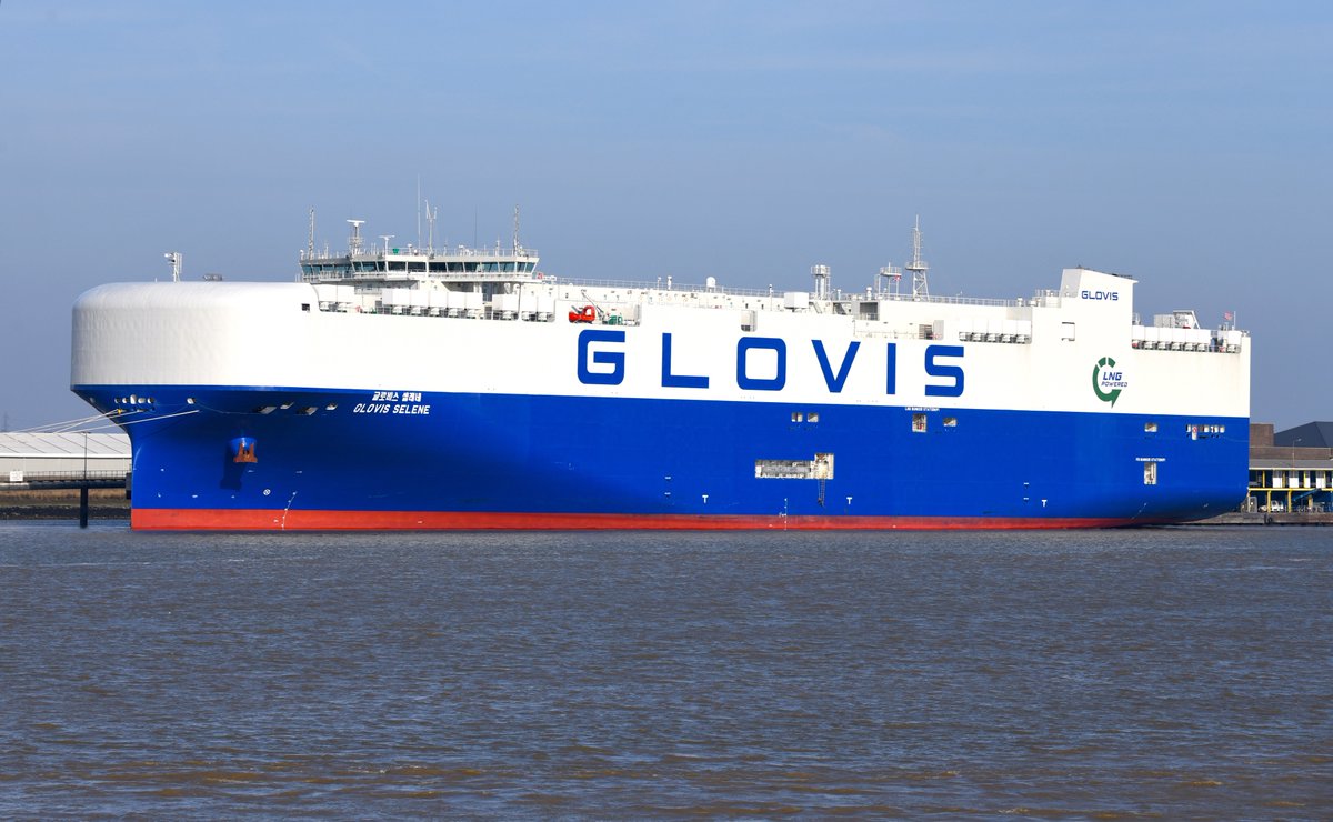 FraserG32883664's tweet image. Glovis Selene built 2004, making a maiden call to  Tilbury. #Glovis #GlovisSelene #LNGPowered #LNG #CarCarrier #CarCarriers #Hybrid #VehicleCarrier #VehicleCarriers #Shipping #Shipspotting #Ships #Schiffe #Shipping #ShipsInPics #Ship #WorkingRiver #Ships #CarCarrier #Tilbury