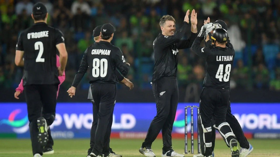 Newzealand beat By Pakistan 60 runs 1st match of champions trophy 2025.

#PAKvNZ