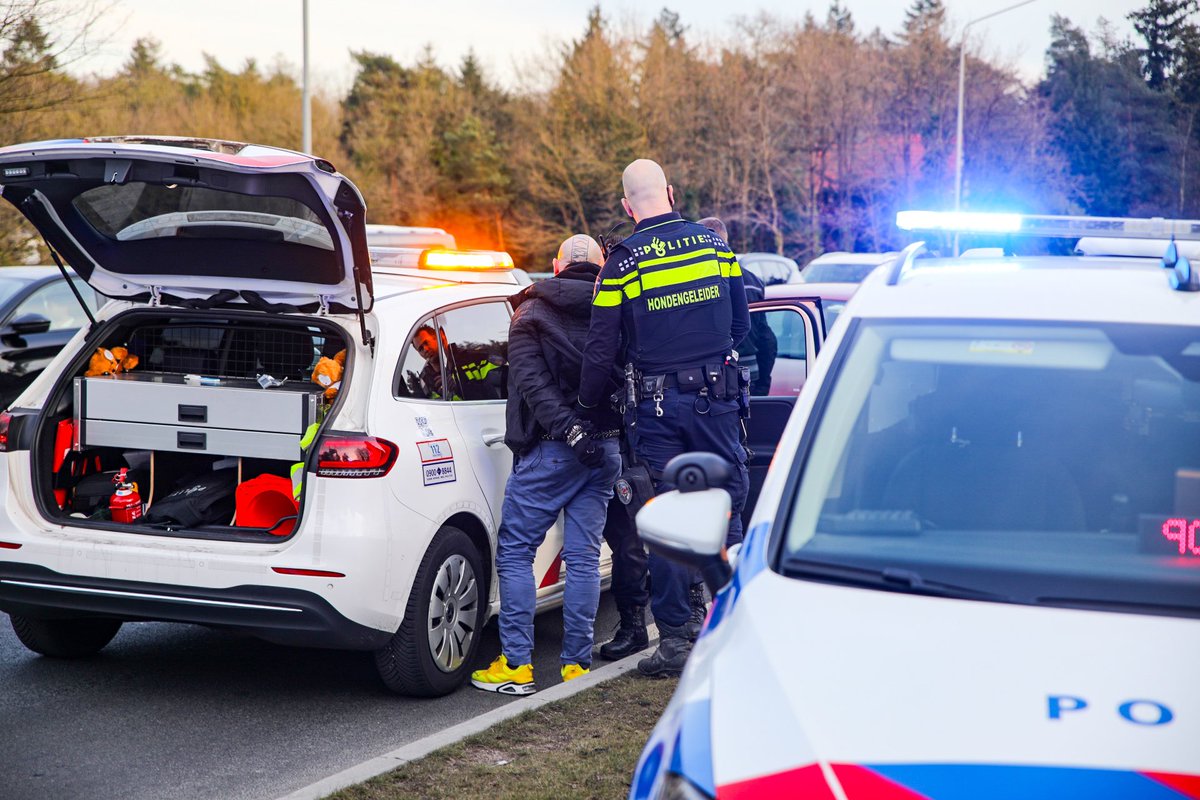 Politieachtervolging eindigt in ongeluk op de Loenenseweg
