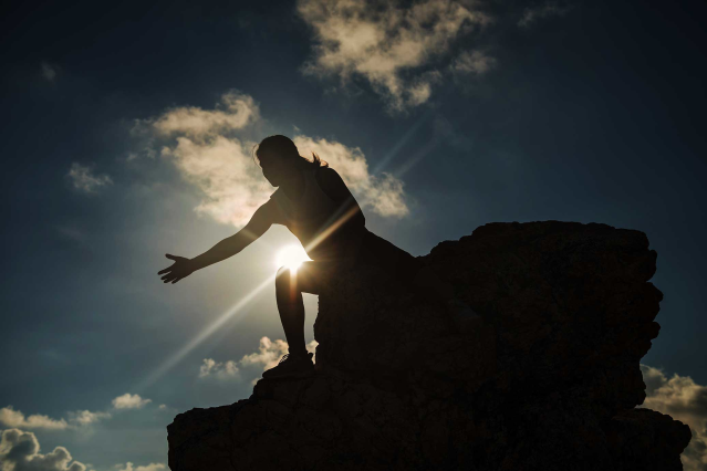 JeanneForsyth's tweet image. Do you have wisdom to share with others in the workplace? @RobertHalf's Dawn Fay does. Read her tips and insights on how to be a mentor. #MentoringMonth bit.ly/3QmPGSr