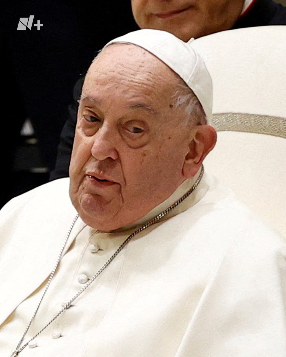 El papa Francisco, ingresado desde hace seis días en el hospital Gemelli de Roma, se encuentra "estable" y presenta "una ligera mejoría", indica el último parte médico del pontífice.

Foto: Reuters