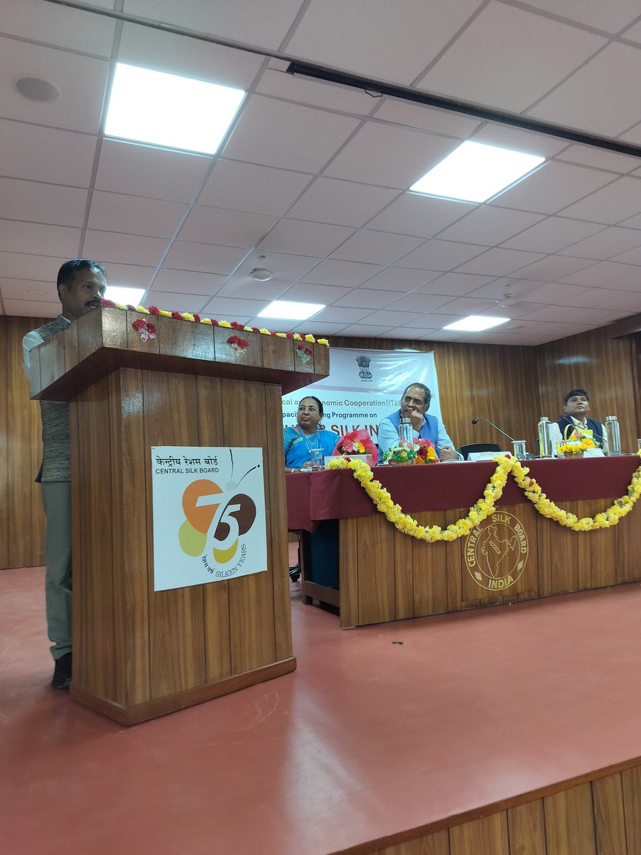 The valedictory programme of the 4 weeks ITEC training on Sericulture and Silk Industry was held at CSR&amp;TI, Mysore today. Sri Viraj Singh, Additional Secretary, DPA -II &amp;IV, MEA and Shri P Sivakumar, Member Secretary, CSB and Secretary General, ISC have graced the occasion.