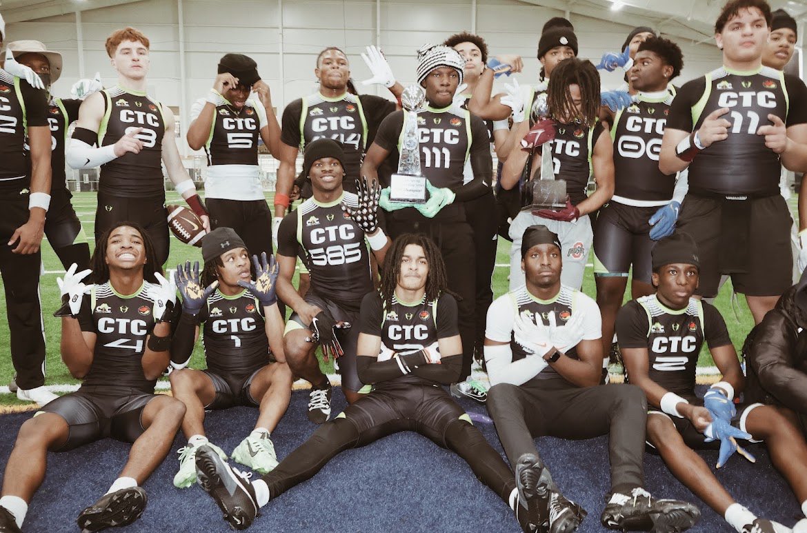 585marko's tweet photo. Putting in that work! 6’1 160 class of 2027. PA Elite 15u and 18u champions🏆@CTC4CHANGE @GregCTC585 @MaxPreps @PrepRedzone @ncsa https://t.co/SxGvn6gl0f