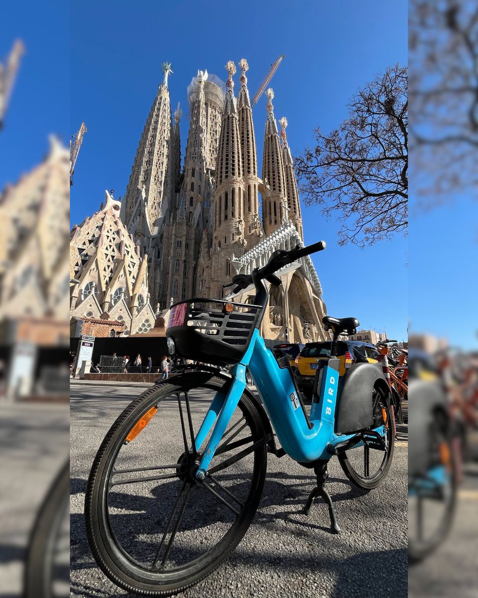 Hola Barcelona! 🇪🇸 Our shared Bird Bikes have officially arrived in Barcelona. 🎉🥳🚲

Where will you go to first? 

#Barcelona #BirdBikes #BikeShare #Spain