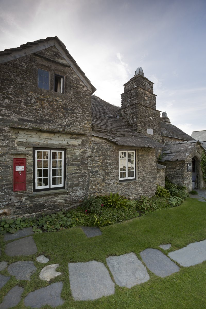 #WeAreHiring at the #Tintagel Old Post Office. We're looking for a part-time Welcome &amp; Service Assistant to join our friendly team.
Find out more and apply here bit.ly/4hYZfTT

#TOPO