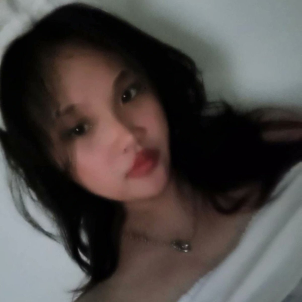 ngUyen laurenttt #33 tweet media
