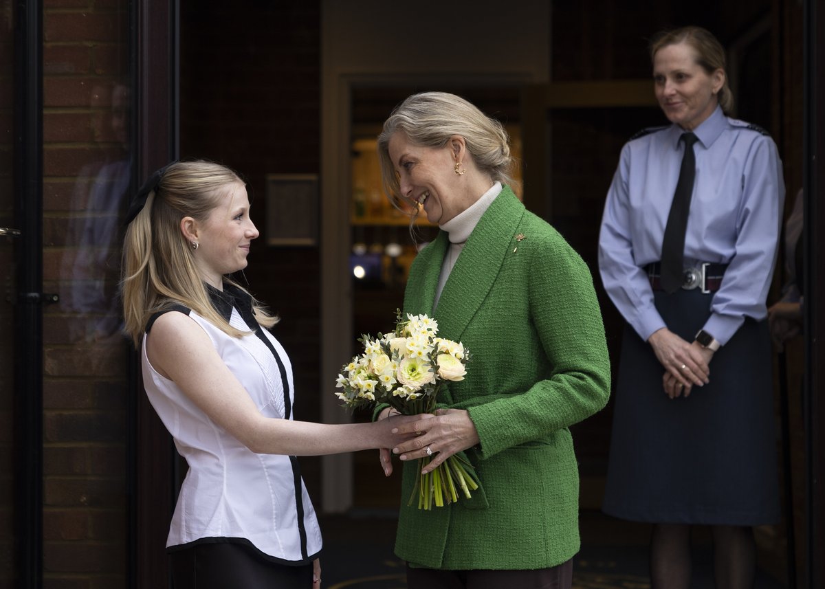HRH THE DUCHESS OF EDINBURGH met personnel and their families during a visit to RAF Wittering last week.
Clink on link for full story:
raf.mod.uk/our-organisati…