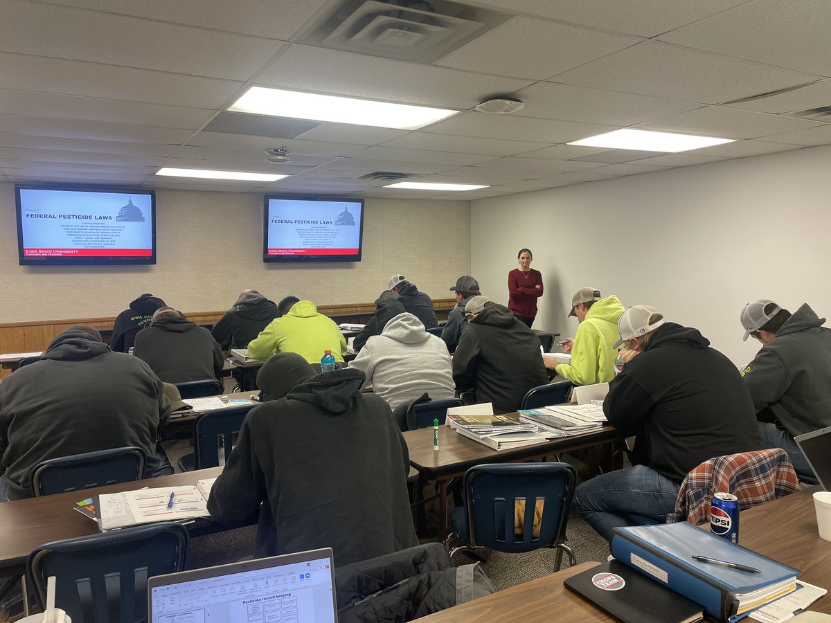 nciacrops's tweet photo. Day 2: ISU Extension and Outreach preparing ag retail employees to pass commercial applicator certification exams. #jobready #StrongIowa #Isucrops @ISUANR @mjanders1 @MasseyMafia https://t.co/yR1tohSqGj