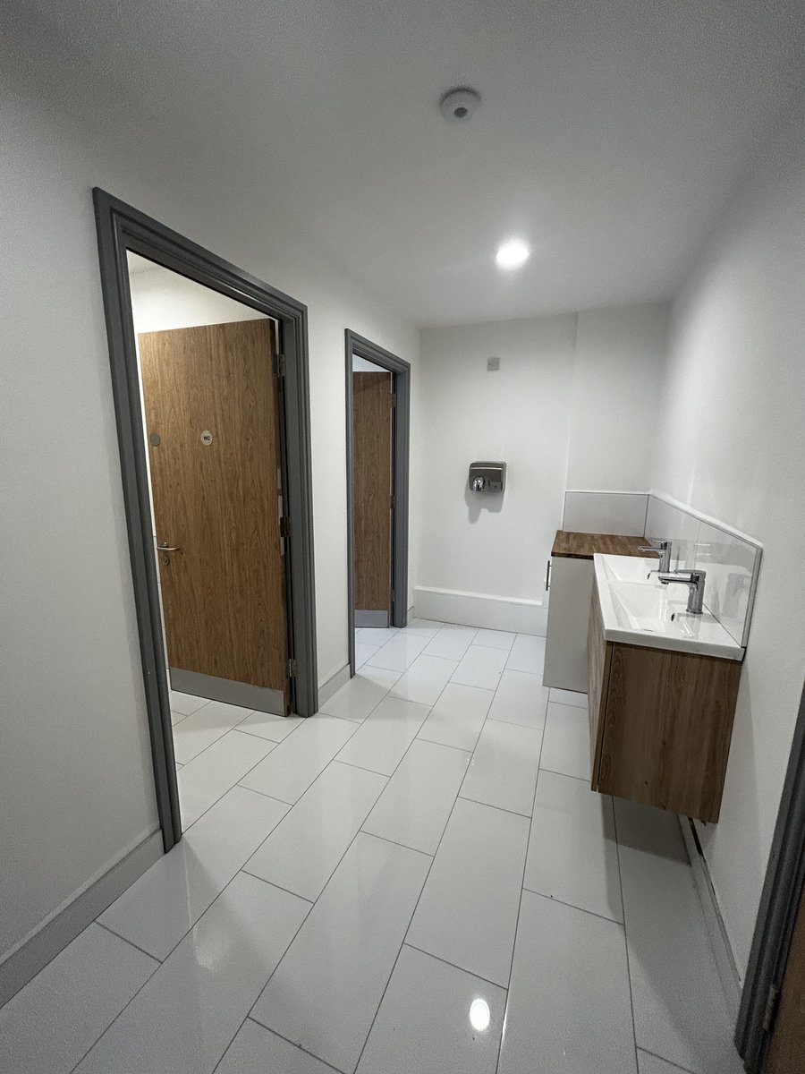 The Kimpton Turnkey team have recently completed the #decarbonisation and CAT A and CAT B #fitout of Warrant House in Altrincham: bit.ly/3QtyjPC