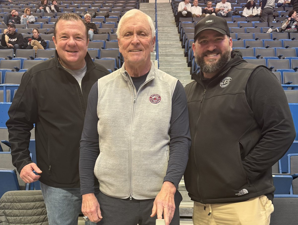 Andrew Crisafulli (@acrisafulli02) on Twitter photo School vacation leads to college basketball đ roadtrips!
<a href="/nbhighsports/">Whaler Sports</a> and I took the 2 hour ride down to @XLCenter to watch <a href="/UConnMBB/">UConn Men's Basketball</a> vs <a href="/NovaMBB/">Villanova MBB</a> last night.
The highlight of the trip was getting to meet Coach Bob Hurley Sr. during pregame. We talked HS & UConn basketball, School vacation leads to college basketball đ roadtrips!
<a href="/nbhighsports/">Whaler Sports</a> and I took the 2 hour ride down to @XLCenter to watch <a href="/UConnMBB/">UConn Men's Basketball</a> vs <a href="/NovaMBB/">Villanova MBB</a> last night.
The highlight of the trip was getting to meet Coach Bob Hurley Sr. during pregame. We talked HS & UConn basketball,