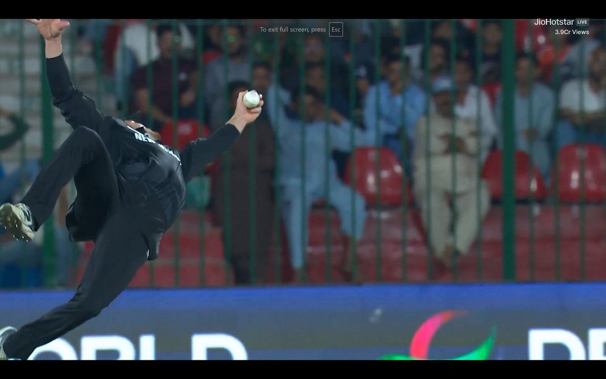 FarhanHaider's tweet photo. Superman 🖖 
#ChampionsTrophy  #NZvsPAK https://t.co/yVE6Dg39K0