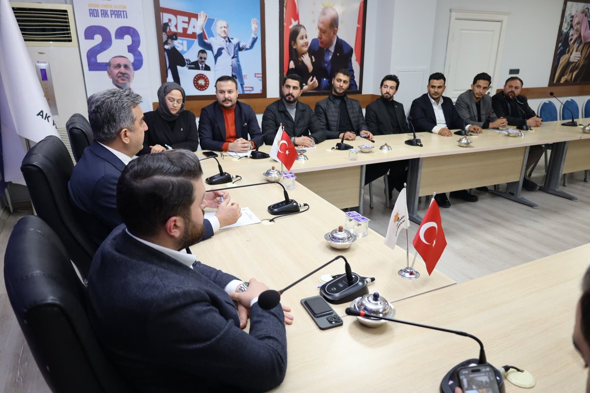 İl Başkanımız <a href="/milhamigunbegi/">M.İlhami GÜNBEGİ</a>, İl Gençlik Kolları Başkanımız <a href="/furkankucukk_/">Furkan KÜÇÜK</a> ve İlçe Gençlik Kolları Başkanlarımızla bir araya geldi. Yeni dönem için hayırlı olsun temennilerinde bulunup, yapılacak saha ve teşkilat çalışmalarını konuştu.

Gençliğin Yüzyılını inşa etme yolunda