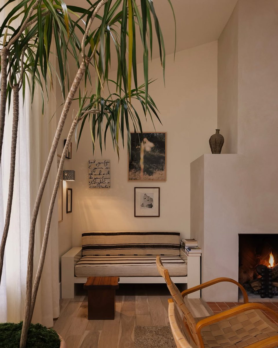 interiorsuckerr's tweet photo. https://t.co/sx58HRXpxv