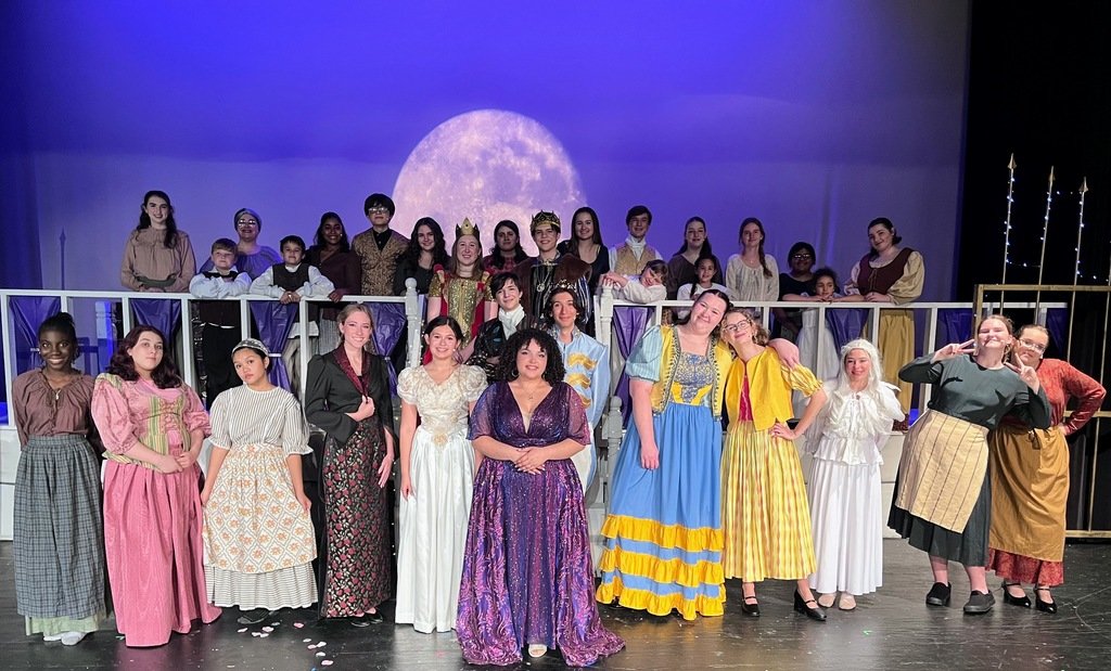 CINDERELLA  at SFHS opens tomorrow, Thursday 2/20, at 7PM and runs through Sunday 2/23 at 2PM! Tickets are available for purchase online at cur8.com/14755/project/… or with cash at the box office before each performance.