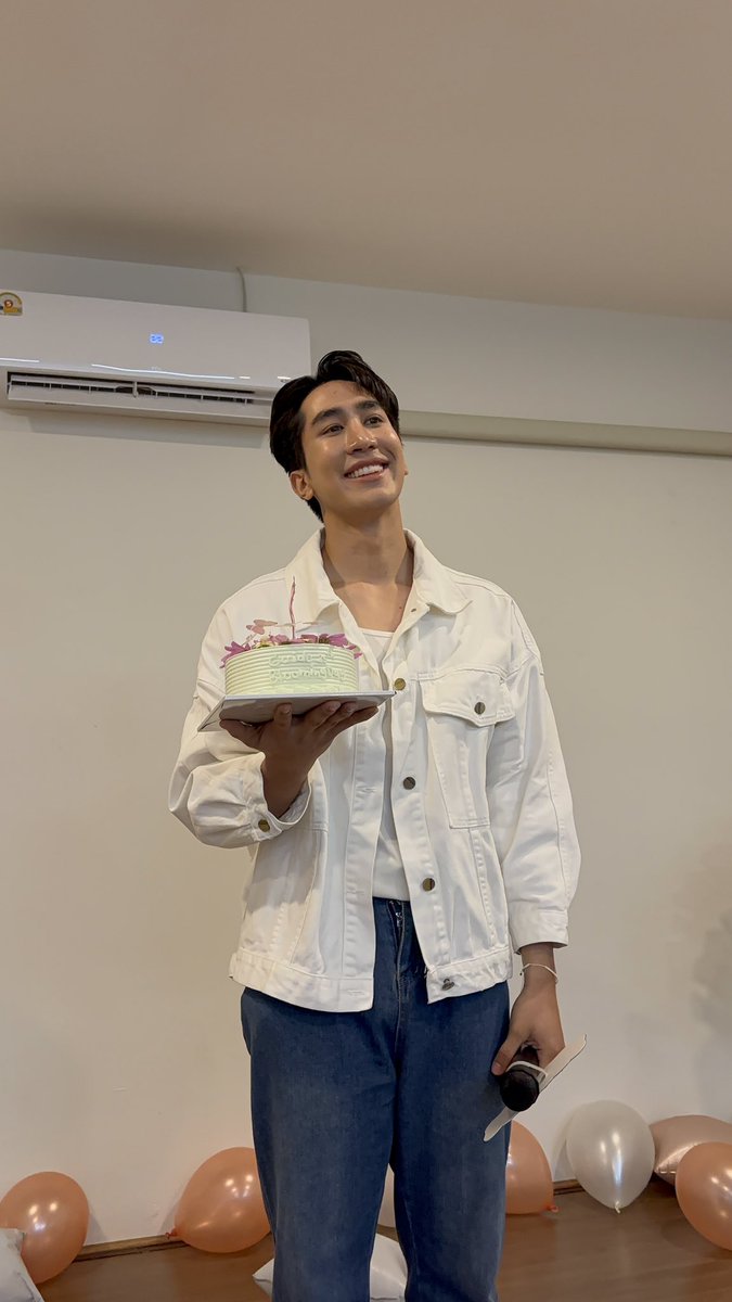 bubble_bung's tweet image. สดใสเหมือนเดิมเลยนะ คนเก่งของพี่ 👐🏻

𐐪𐑂 ° #Guide25thBloomingday ♡ 𐐪𐑂
@kc_guide #GuideKantapon #Guidekc