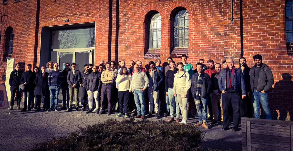 Group picture of #ASQC6.

itp.uni-hannover.de/en/asqc6