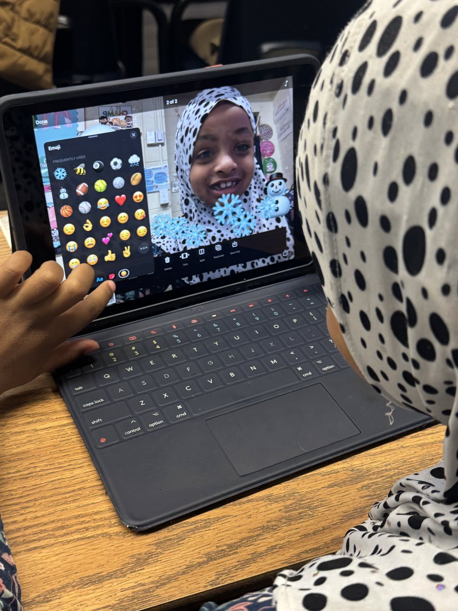 Katy McDonald (@mcdonaldinstem) on Twitter photo 💭 REFLECT
<a href="/MSTMAGNET/">MST Magnet School</a> 5th grade tech team supported 2nd graders in making weather reports using #clips on this snow day! ❄️
🎤 Live Text
❄️ Effects
📝 Posters
#RISDInTheClassroom #RISDBeTheOne 💭 REFLECT
<a href="/MSTMAGNET/">MST Magnet School</a> 5th grade tech team supported 2nd graders in making weather reports using #clips on this snow day! ❄️
🎤 Live Text
❄️ Effects
📝 Posters
#RISDInTheClassroom #RISDBeTheOne