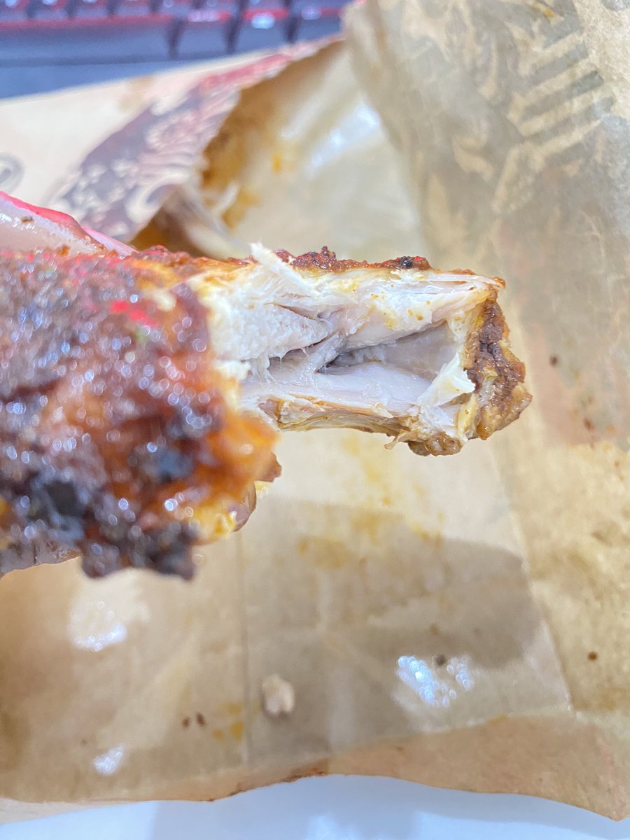 MdingiAsa's tweet image. Im so disappointed in you @PedrosChicken, are you happy with this, does it look fresh and appealing to you? - Sies.
