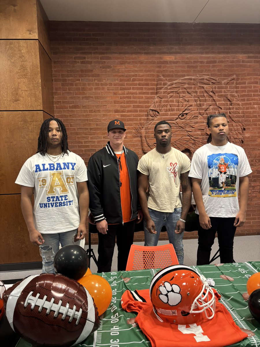 Chandler Newton (@coach_newton15) on Twitter photo Pumped for these guys signing to play at the next level ‼️ Only the beginning <a href="/Jjfields912/">JJ Fields</a> <a href="/CJAYSmith5/">CJAY Smith</a> <a href="/allen4williams4/">Allen “MainS̷t̷r̷i̷k̷e̷r̷” Williams 25’✟</a> Pumped for these guys signing to play at the next level ‼️ Only the beginning <a href="/Jjfields912/">JJ Fields</a> <a href="/CJAYSmith5/">CJAY Smith</a> <a href="/allen4williams4/">Allen “MainS̷t̷r̷i̷k̷e̷r̷” Williams 25’✟</a>