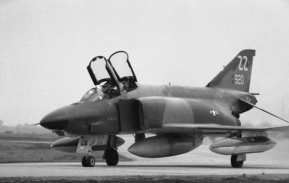 Reddevil0002's tweet image. 69-03-16  板付  おいちゃんの画像
RF-4C   ZZ(15thTRS) 50920
92-10   to  AMARC