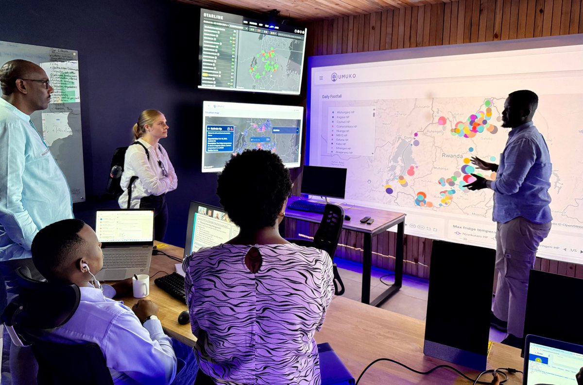 sfhRwanda's tweet photo. 🌟 Today, SFH Rwanda had the pleasure of receiving Sarah Litzenberger, from @Starlink's Strategic Connectivity Team, to explore how cutting-edge #technology is revolutionizing primary healthcare delivery in #Rwanda.
👩🏾💻 With 126 digitized #healthposts, real-time data & #telemedicine, we’re ensuring faster, smarter #HealthcareForAll all! 🌍💙
#HealthcareInnovation #Starlink