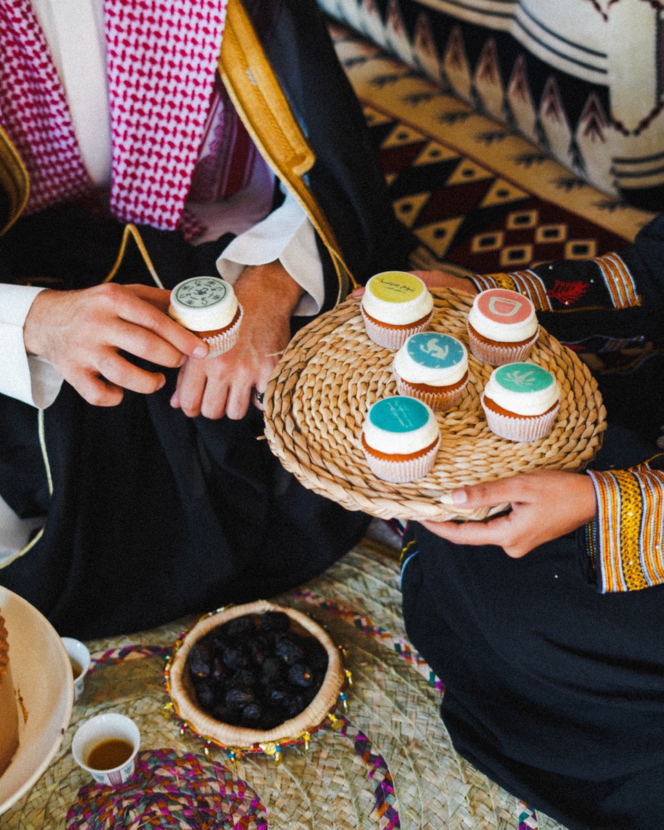 كب كيك ,كل لقمة تحكي قصة مجد ✨🐪🇸🇦
متوفر من يوم الخميس ٢٠فبراير في جميع الفروع وعلى تطبيق نعمة ✨

'
#يوم_التأسيس #السعودية #كب_كيك #كيك