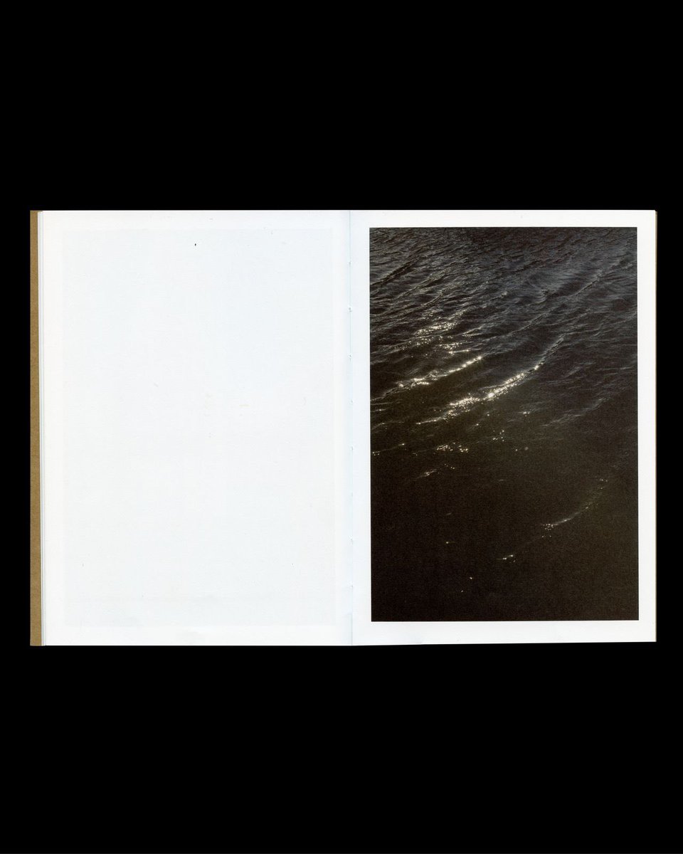 letargoed's tweet image. COSTRAS | 2025

Te presentamos la portada de nuestro primer fotolibro, "Costras", del fotógrafo Andres Larraín. 

¡Tenemos copias limitadas en preventa + fotografía seriada! 📸

➡️ Este 21/02 se presentará Costras en la Feria del Libro de Ovalle. ¡Atentx a las fechas en Stgo!