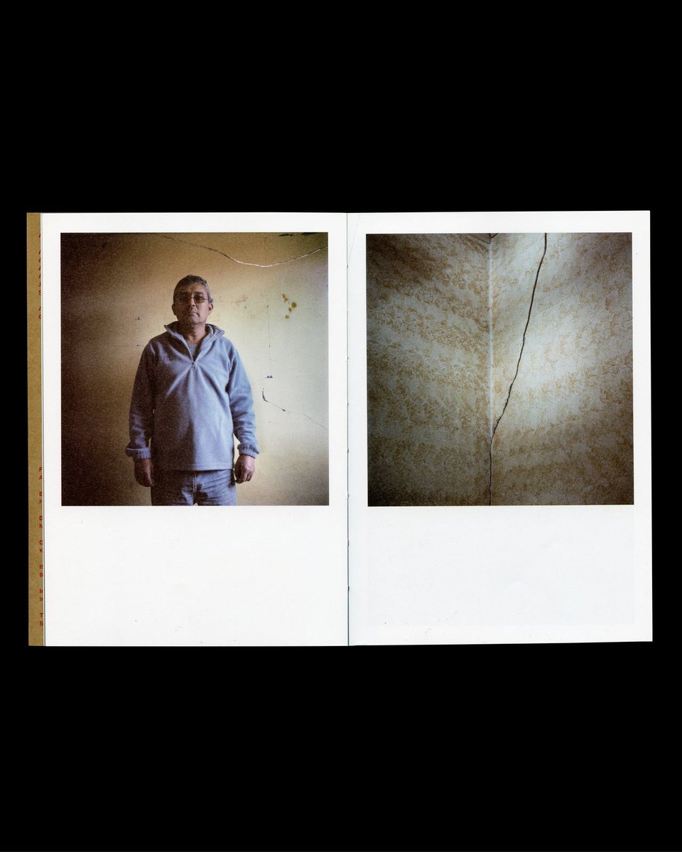 letargoed's tweet image. COSTRAS | 2025

Te presentamos la portada de nuestro primer fotolibro, "Costras", del fotógrafo Andres Larraín. 

¡Tenemos copias limitadas en preventa + fotografía seriada! 📸

➡️ Este 21/02 se presentará Costras en la Feria del Libro de Ovalle. ¡Atentx a las fechas en Stgo!