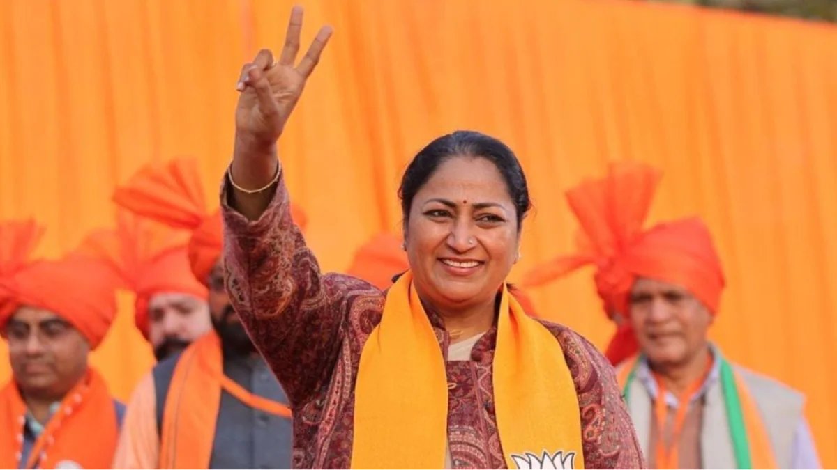 ashishpande1129's tweet image. Congratulations 🎊 to Rekha Gupta on becoming the Chief Minister of Delhi! Wishing her success in serving the people and driving positive change for the city. #Delhi #RekhaGuptaCM