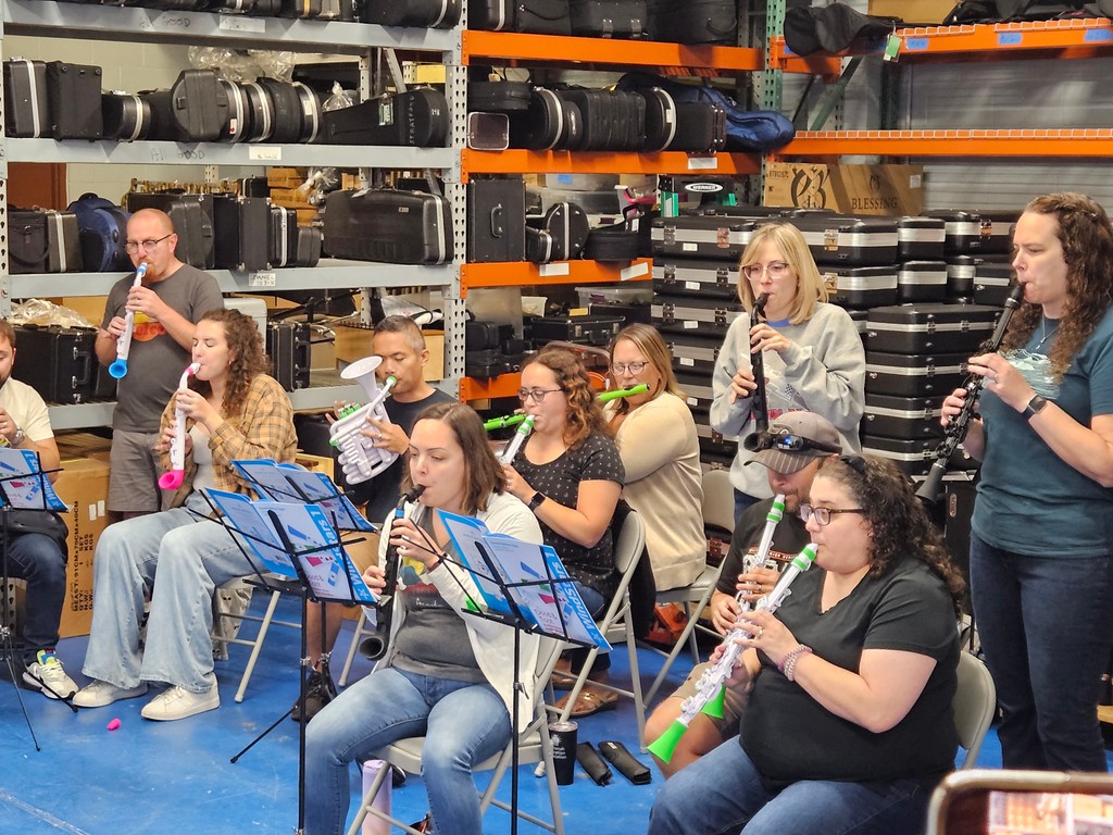 Join WindStars April 12-13, 2025 at @vandercook_college for a weekend workshop in Chicago, IL. 🎶
Learn more here: vandercook.edu/course/nuvo-wi…
#nuvo #windstars #musiceducation #teacherworkshop #preband