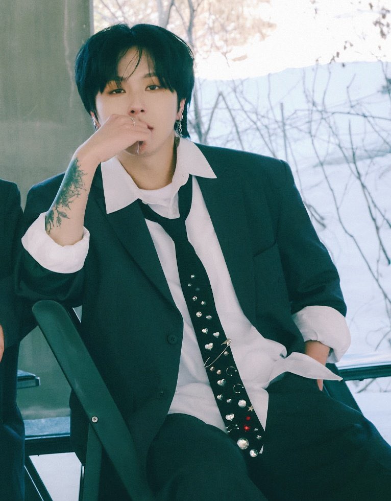 나진ㅁ자구라안치고왼쪽날만큼심장뛰어......