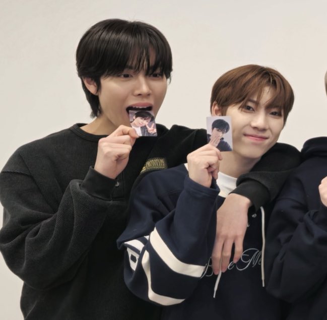 공칠즈야 영원히 붙어있어줘💕💕💕💕💕