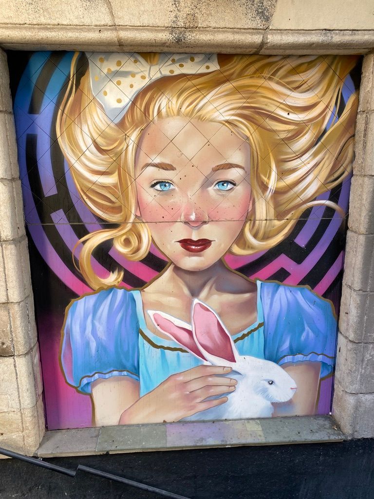 Ask Alice, when she's ten feet tall #streetart #barcelona