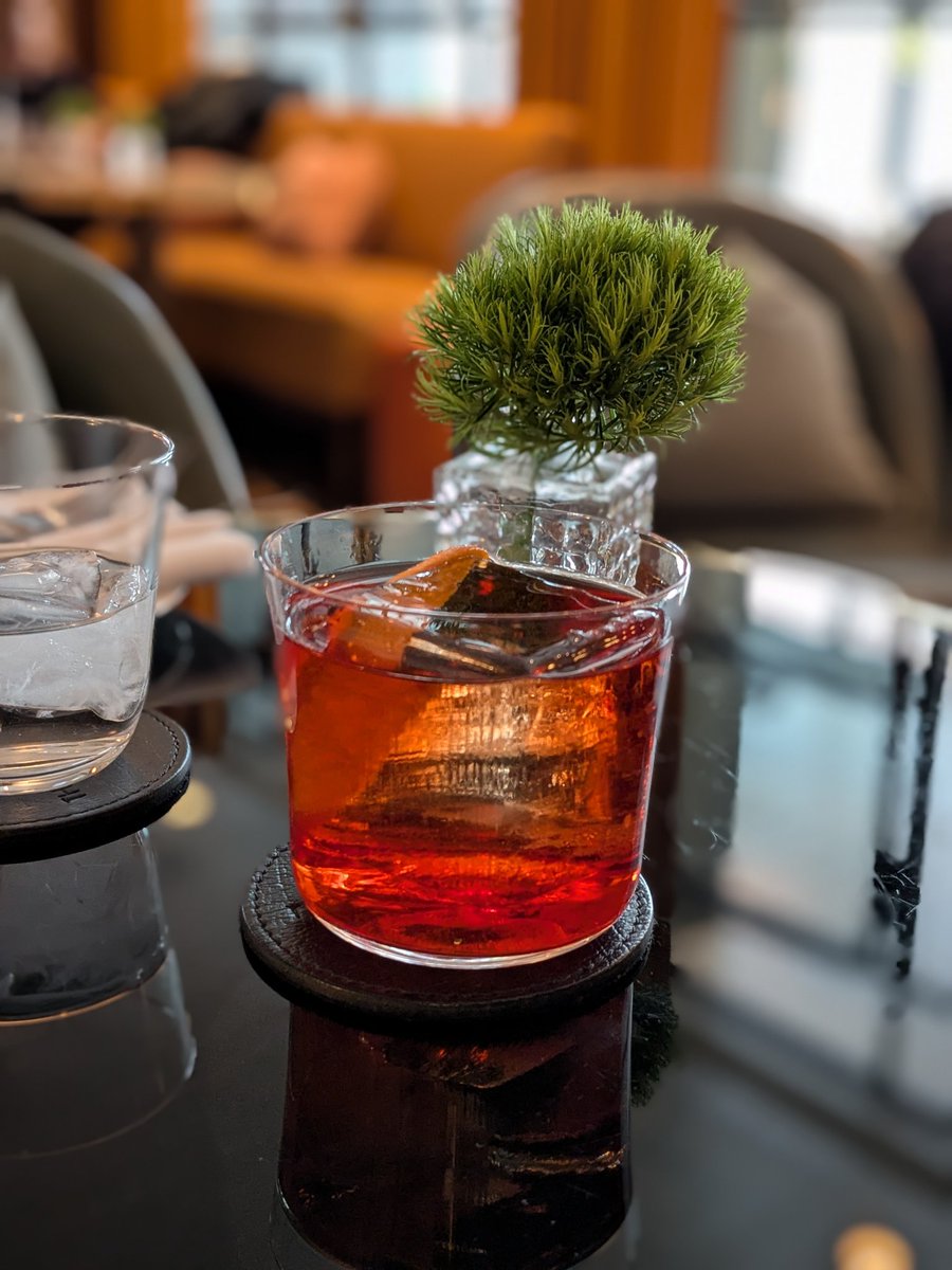 gieckel's tweet photo. Officially on vacation sipping on a smooth Negroni https://t.co/KUsCi0VZjM