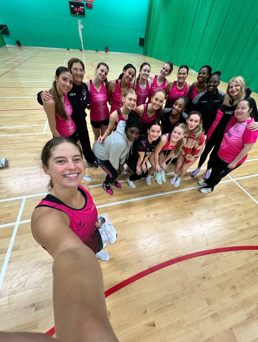 Samantha Bird (@birdbeers) on Twitter photo Pleasure to have shooters and attack middies from our <a href="/NetballSL/">Netball Super League</a> squad; NXT Gen and both U19 pathway to work with Vicki Wilson and Pulse pathway coaches this morning <a href="/Pulse_Netball/">London Pulse Netball</a> 🩷🖤 Pleasure to have shooters and attack middies from our <a href="/NetballSL/">Netball Super League</a> squad; NXT Gen and both U19 pathway to work with Vicki Wilson and Pulse pathway coaches this morning <a href="/Pulse_Netball/">London Pulse Netball</a> 🩷🖤
