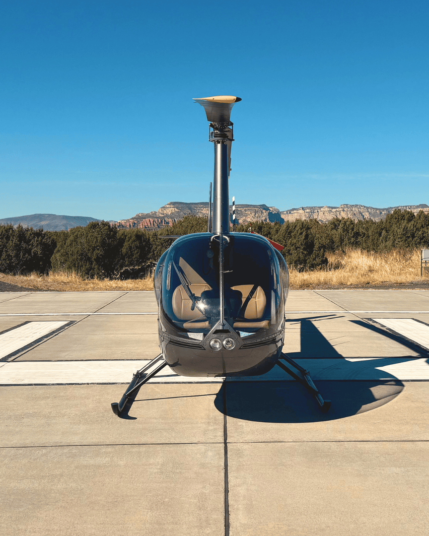 Sellacopter's tweet image. That didn't last long- this helicopter is pending contract and didn't even hit our socials before we got an offer! 🚁

Helicopters are moving fast—reach out today!

#RobinsonR44 #HelicopterForSale #AviationSales