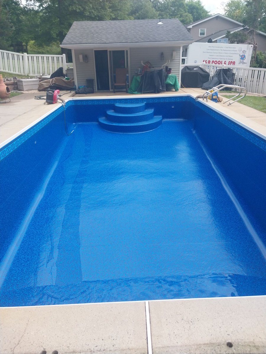 SRPoolsInc's tweet image. It's never too early to consider 💬renovating your pool. Look at these beautiful new liners we installed.  Call us today to get on our schedule to replace your inground pool liner.  ☀️🏊‍♀️ (908) 526-2277 #PoolLinerReplacement #pools