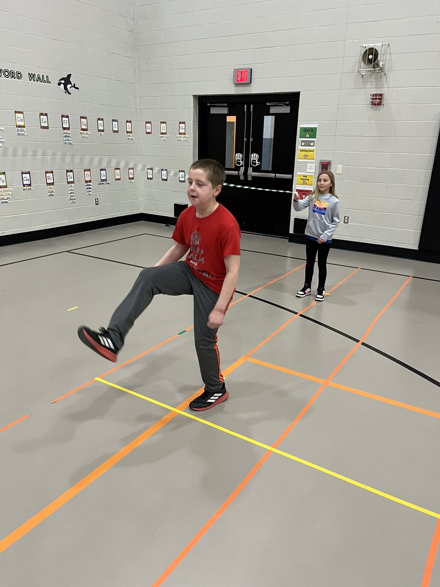 AmyKonoff's tweet photo. Day 2 Kids Heart Challenge: more jump rope fun! #otsegoknights #kidsheartchallenge https://t.co/bJowopE1nD