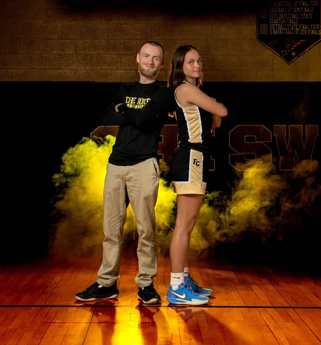 CoachUnderwood3's tweet photo. Happy Birthday to @kara_k07 

11 points last night to help carry us to a must win in our quarterfinal playoff game.

💛🖤🏀 https://t.co/we9FGQz6dp