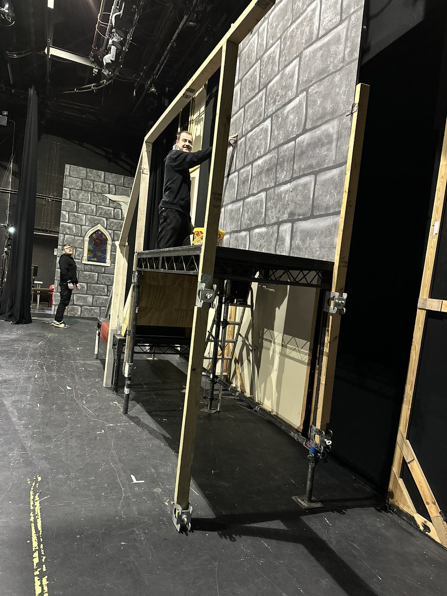 The Beasts castle is under construction 🏰 getting ready for some half term fun <a href="/CongressTheatr/">Congress Theatre</a> 🎭 Beauty &amp; The Beast 🌹 the spellbinding pantomime with the legend <a href="/owenmoneycomic/">Owen Money</a> 🤩 <a href="/UKPantomime/">UK Pantomime Association</a> <a href="/ThePantoArchive/">Panto Archive</a> <a href="/CwmbranLife/">CwmbranLife</a>