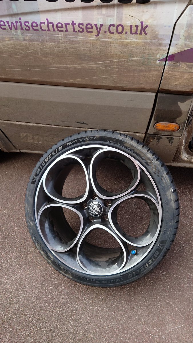 Clean for the Weekend 🧢 tweet media