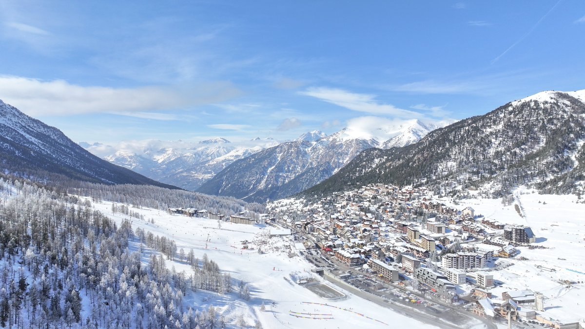 Et si vous preniez un peu de hauteur ? ❄️
#Montgenèvre #MyMontgenèvre #MontgenèvreExpérience